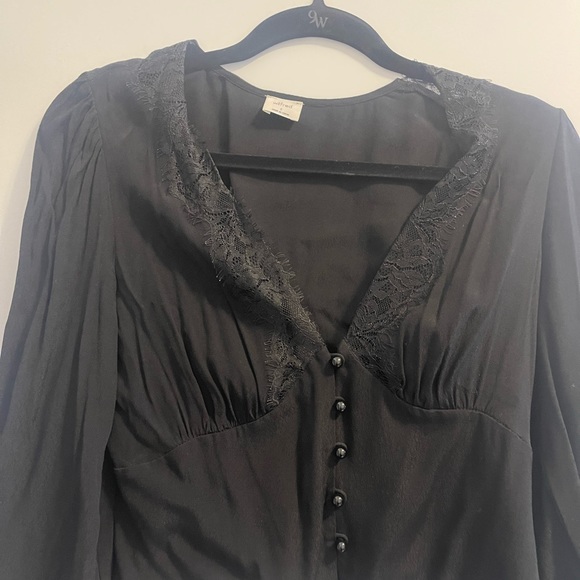 Wilfred Top - Picture 1 of 3